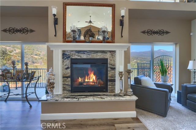 Detail Gallery Image 4 of 66 For 42038 Empty Creek, Oakhurst,  CA 93644 - 3 Beds | 2 Baths