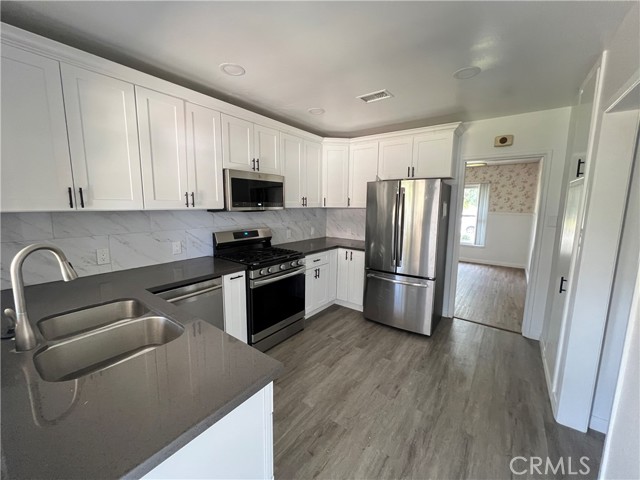 408 S Indiana Street, Anaheim CA: https://media.crmls.org/medias/4c8cfe36-418e-454f-8ef3-97a581132909.jpg