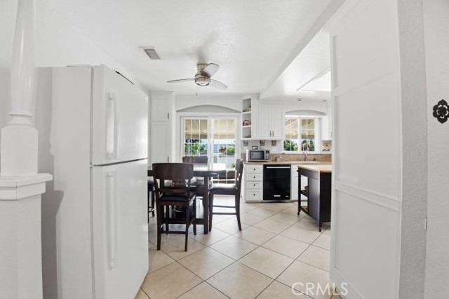 Detail Gallery Image 11 of 42 For 20070 Winton, Corona,  CA 92881 - 4 Beds | 2 Baths