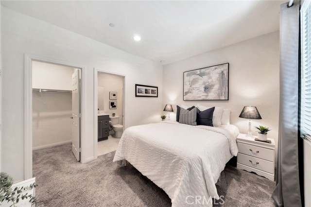 Detail Gallery Image 8 of 43 For 2132 Lacy Crossing Dr, Santa Ana,  CA 92701 - 4 Beds | 3/1 Baths