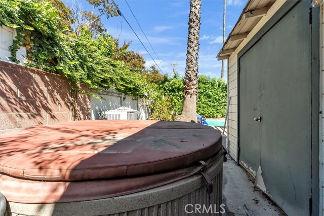 2 Bed Home for Sale in Valley Village, California