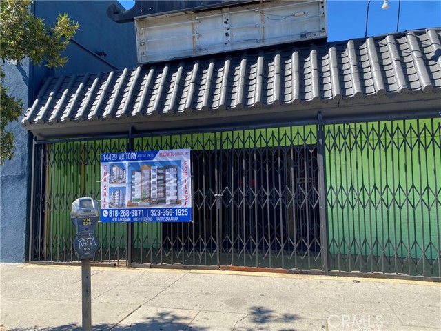 Listing Details for 14429 Victory Boulevard, Van Nuys, CA 91401