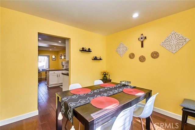 531 Juniper Way, La Habra CA: https://media.crmls.org/medias/4c9062e0-20d6-452c-a144-fb1b29a8595f.jpg