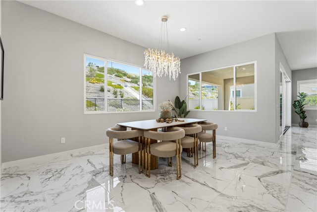 Detail Gallery Image 23 of 75 For 17721 Ridgeline Ct, Saugus,  CA 91350 - 4 Beds | 4 Baths