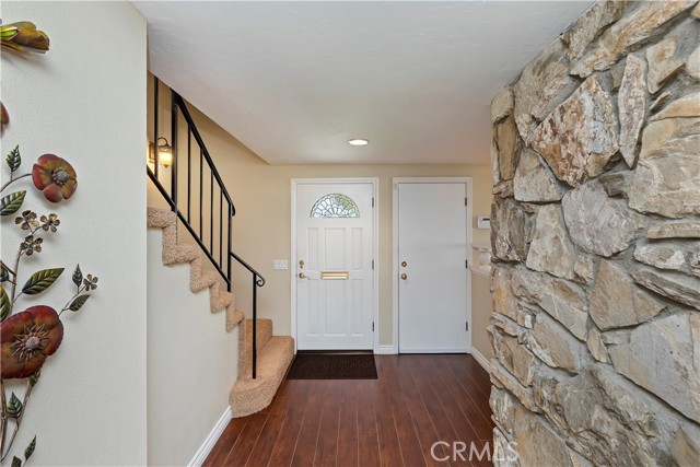 Detail Gallery Image 9 of 39 For 235 E Mission Rd, Corona,  CA 92879 - 4 Beds | 2 Baths