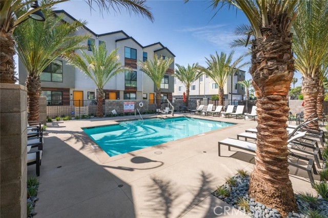 Detail Gallery Image 63 of 63 For 5860 Linden #8,  Long Beach,  CA 90805 - 3 Beds | 2/1 Baths