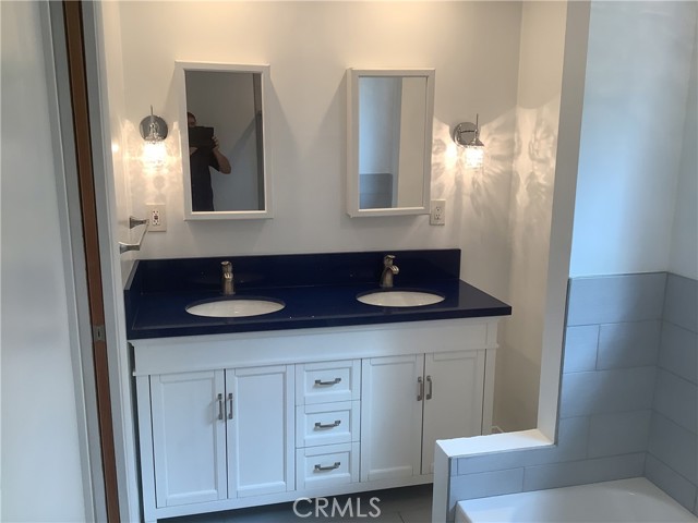 Detail Gallery Image 5 of 10 For 3149 Alabama St, La Crescenta,  CA 91214 - 3 Beds | 2 Baths