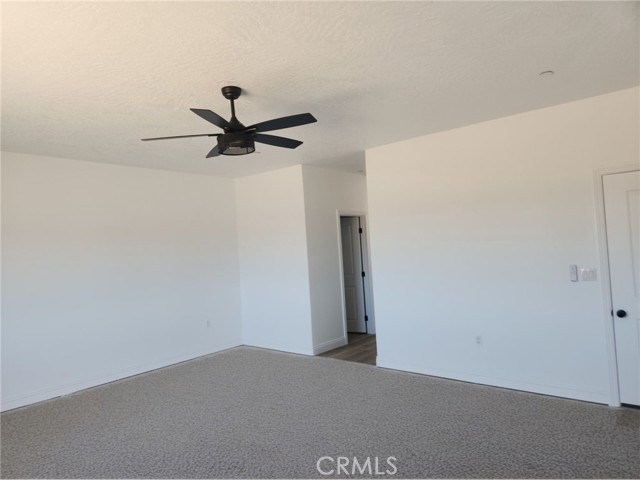 Detail Gallery Image 8 of 19 For 21053 Huasna Rd, Apple Valley,  CA 92307 - 4 Beds | 2/1 Baths
