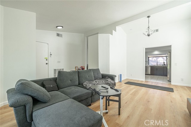 Detail Gallery Image 5 of 23 For 2923 Ridgecrest, Chino Hills,  CA 91709 - 3 Beds | 2 Baths