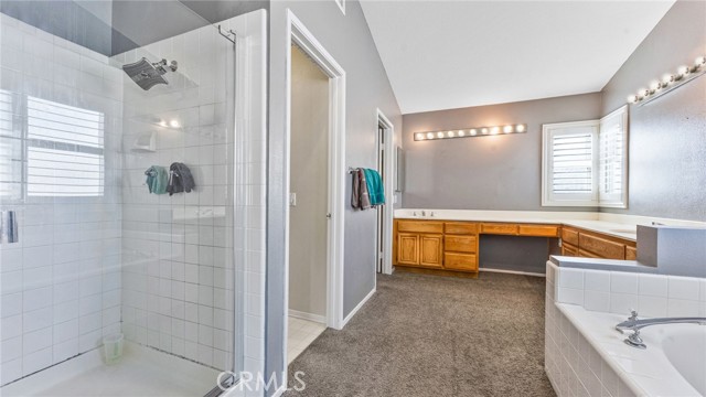 8377 Yarrow Lane, Riverside CA: https://media.crmls.org/medias/4c98289d-6af9-479d-92e5-5483dc68b1f5.jpg