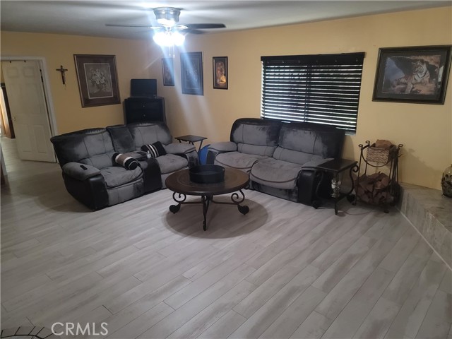 Detail Gallery Image 5 of 40 For 7214 Luxor St, Downey,  CA 90241 - 3 Beds | 2 Baths