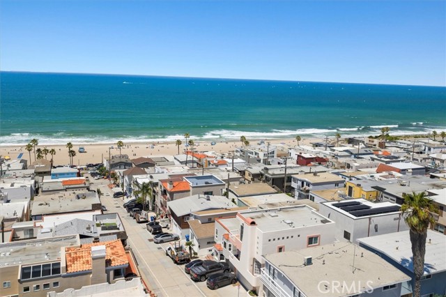 225 42nd Street, Manhattan Beach CA: https://media.crmls.org/medias/4c98b1d8-89e1-4e5a-97dd-6f817e35cb2c.jpg