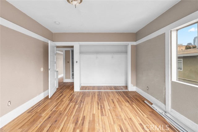 1631 W 11th Place, Los Angeles CA: https://media.crmls.org/medias/4c9a0690-518c-4790-8949-725f1a45ece9.jpg