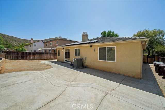 27872 Almont Way, Menifee CA: https://media.crmls.org/medias/4c9a2145-c02f-494a-8a88-19c644b3477c.jpg