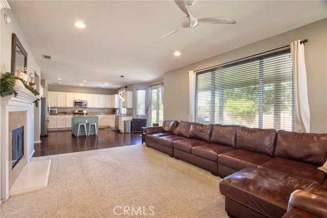 Detail Gallery Image 10 of 36 For 39883 S Creek Cir, Murrieta,  CA 92563 - 5 Beds | 3 Baths