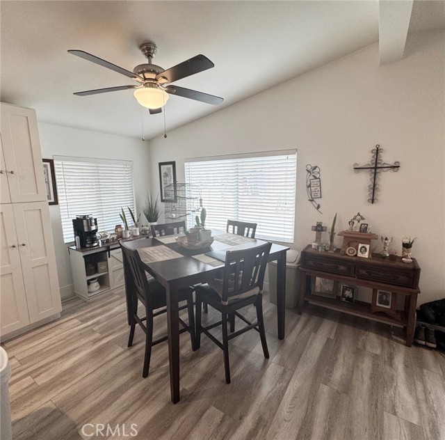 Detail Gallery Image 15 of 34 For 2755 Arrow Hwy #52,  La Verne,  CA 91750 - 3 Beds | 2 Baths