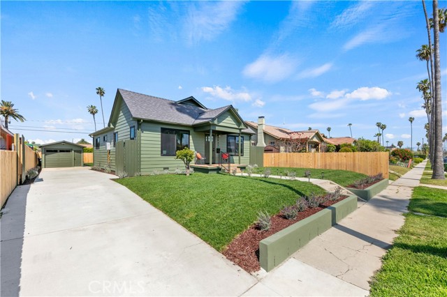 Detail Gallery Image 5 of 47 For 3937 2nd Ave, Los Angeles,  CA 90008 - 3 Beds | 2/1 Baths