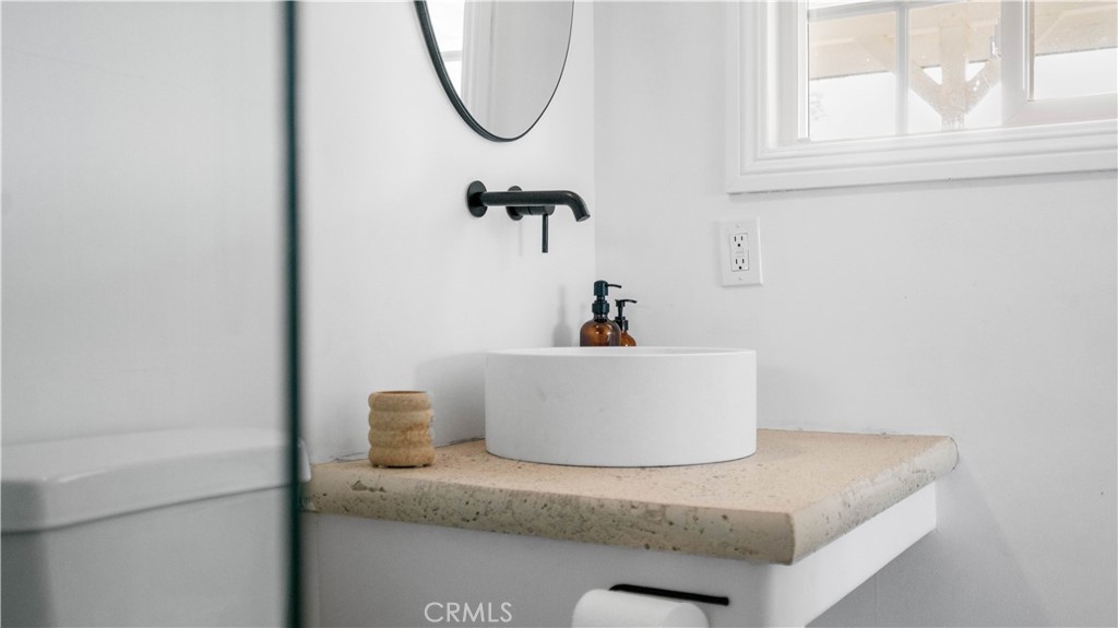 MLS #OC25194140 image #30