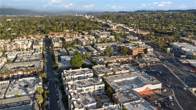 Detail Gallery Image 45 of 45 For 5135 Zelzah Ave #201,  Encino,  CA 91316 - 2 Beds | 2 Baths