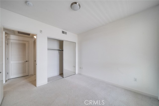 21301 Erwin Street, Woodland Hills CA: https://media.crmls.org/medias/4c9cd4bc-e737-410e-91e7-6cd0a7145eac.jpg