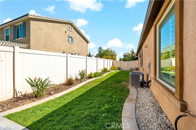 Detail Gallery Image 19 of 38 For 1150 Mescal St, Perris,  CA 92571 - 4 Beds | 2 Baths