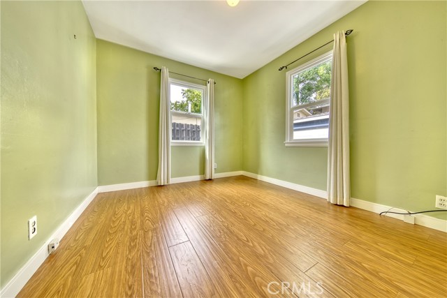 3611 Fourth Avenue, Glendale CA: https://media.crmls.org/medias/4c9cf7db-a889-40e7-8bd9-06cd04718ea4.jpg
