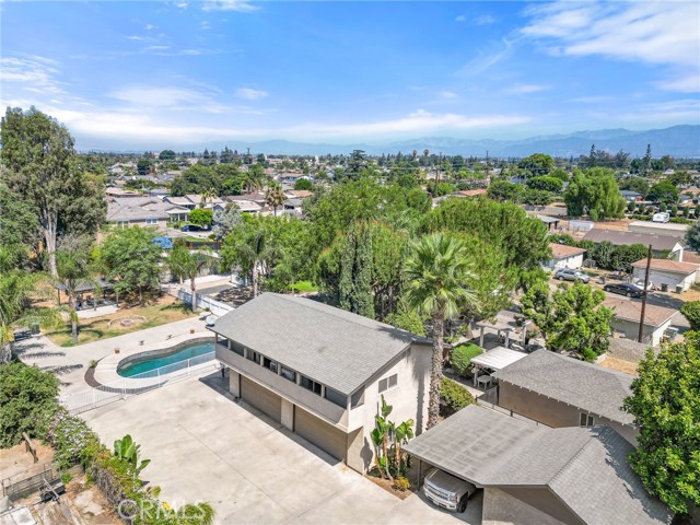 12596 Ross Avenue, Chino CA: https://media.crmls.org/medias/4c9e318f-0db2-47c5-9c18-b0afd2bbea95.jpg