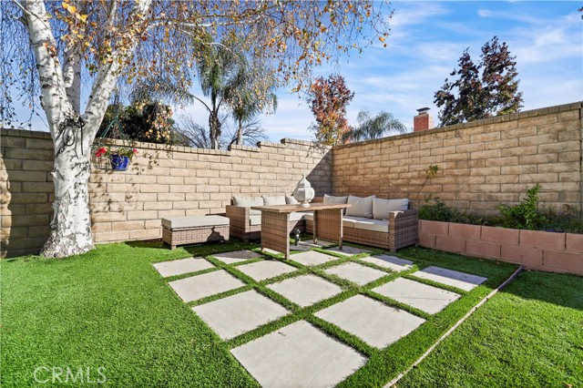 Detail Gallery Image 26 of 40 For 25236 via Sistine, Valencia,  CA 91355 - 2 Beds | 2 Baths