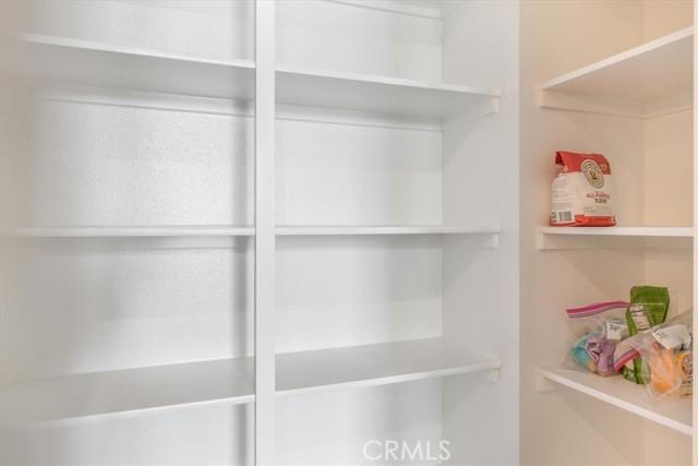 1118 S urbana S, Anaheim CA: https://media.crmls.org/medias/4c9f5774-bb73-428a-8049-9523a04c8342.jpg