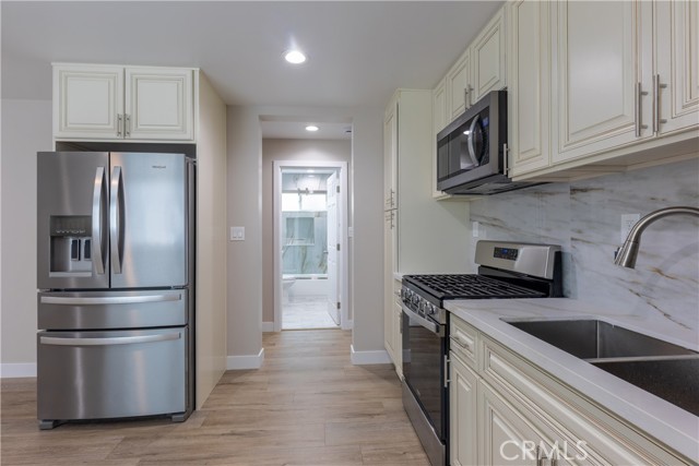 1344 Ximeno Avenue, Long Beach CA: https://media.crmls.org/medias/4c9f7833-07dd-44c8-a56a-70ed1ed3c9c6.jpg