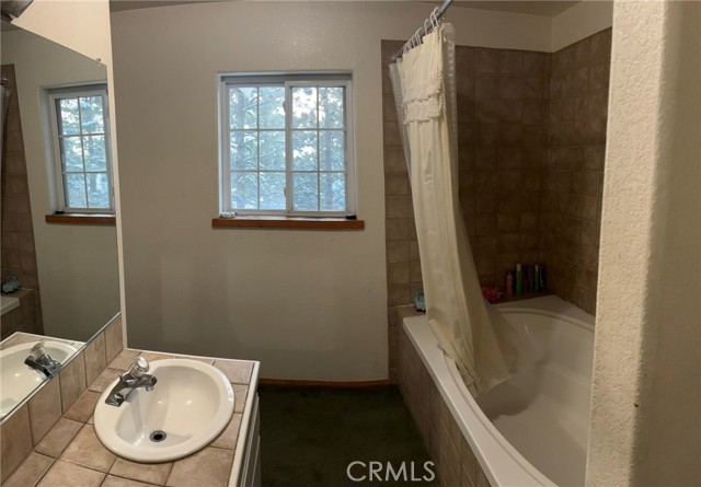 Detail Gallery Image 21 of 29 For 5412 Heath Creek, Wrightwood,  CA 92397 - 3 Beds | 2/1 Baths