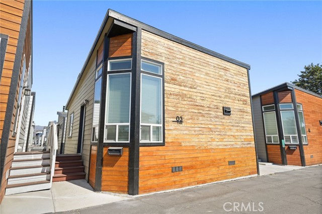 8250 Lankershim BLVD, North Hollywood CA: https://media.crmls.org/medias/4ca0587c-8b4f-4b17-b6c8-88898b433072.jpg