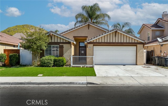 Detail Gallery Image 1 of 24 For 1214 Autumnwood Ln, Perris,  CA 92571 - 3 Beds | 2 Baths