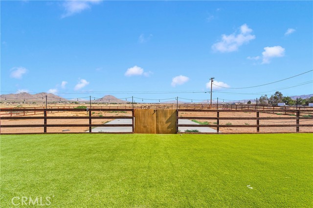 Detail Gallery Image 37 of 47 For 21192 Zuni Rd, Apple Valley,  CA 92307 - 4 Beds | 3/1 Baths