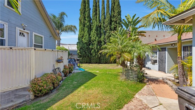 Detail Gallery Image 10 of 39 For 1208 Linden Ave, Long Beach,  CA 90813 - – Beds | – Baths