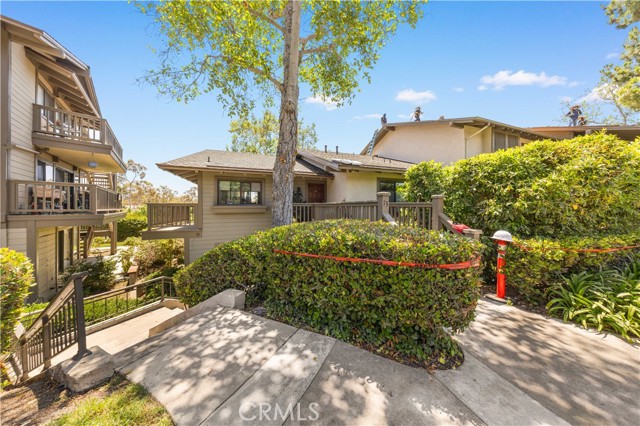11 Palos, Irvine CA: https://media.crmls.org/medias/4ca387ea-6951-4f9e-afde-4858d28b699f.jpg