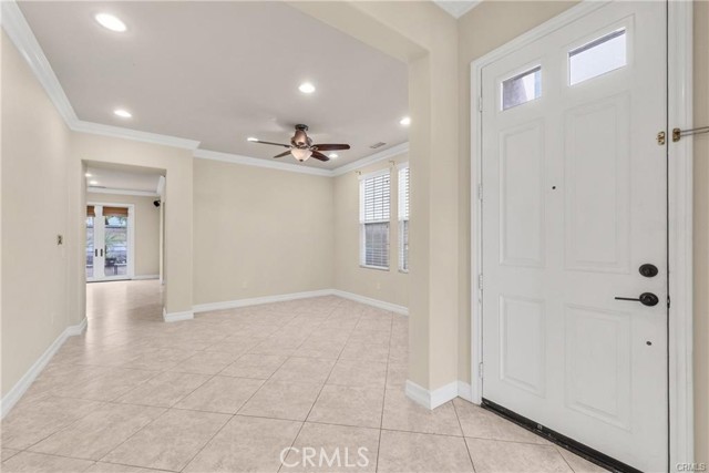 Detail Gallery Image 4 of 37 For 1320 Corte Alemano, Costa Mesa,  CA 92626 - 4 Beds | 2/1 Baths