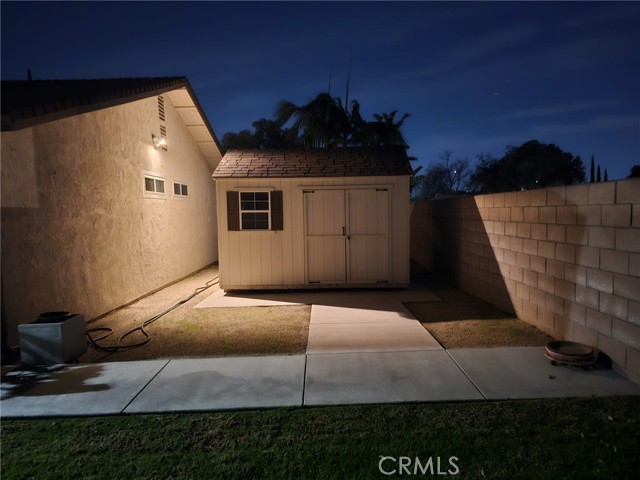 Detail Gallery Image 16 of 16 For 850 W Etiwanda Ave, Rialto,  CA 92376 - 3 Beds | 2 Baths
