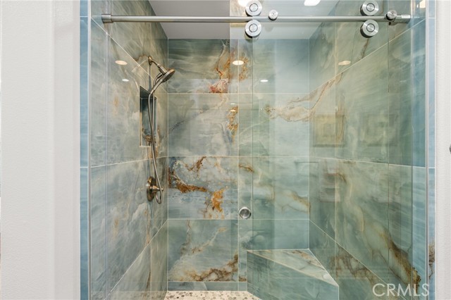8315 Kendall Drive, Huntington Beach CA: https://media.crmls.org/medias/4ca4e894-63cb-4215-90fc-d5d72715ad5c.jpg
