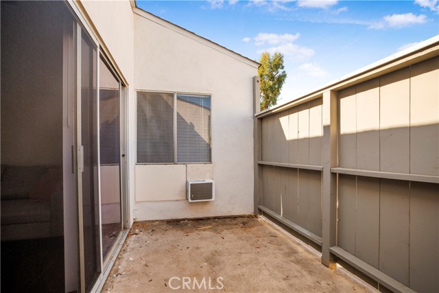 Detail Gallery Image 16 of 26 For 2970 C S Greenville St, Santa Ana,  CA 92704 - 3 Beds | 2/1 Baths