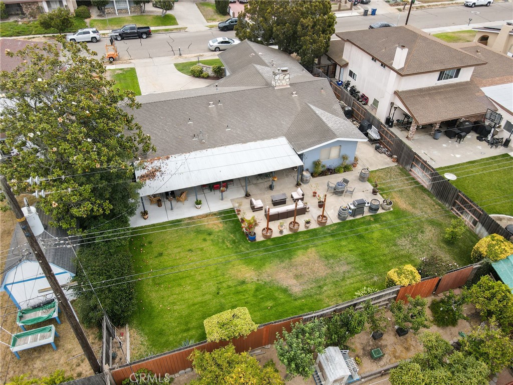 https://media.crmls.org/medias/4ca5a960-b0b1-48fa-8718-313301df9acf.jpg?preset=X-Large
