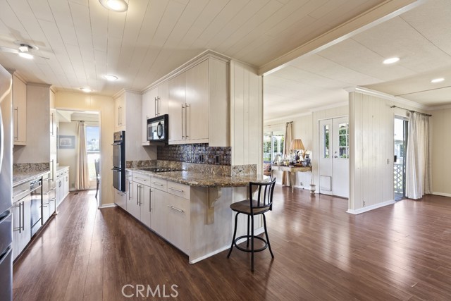 Detail Gallery Image 12 of 57 For 15111 Pipeline #180,  Chino Hills,  CA 91709 - 2 Beds | 2 Baths