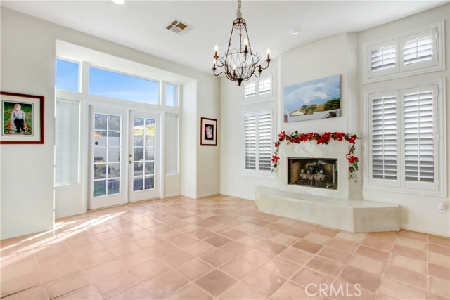 Detail Gallery Image 6 of 22 For 53825 Eisenhower Dr, La Quinta,  CA 92253 - 3 Beds | 2 Baths