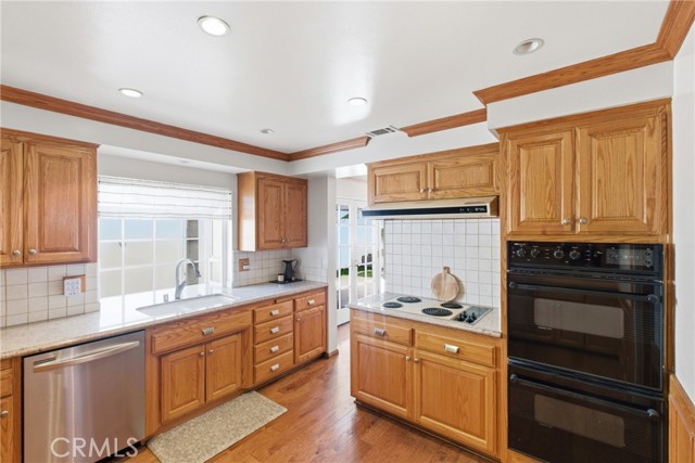 Detail Gallery Image 8 of 28 For 600 N Pepper Tree Dr, Brea,  CA 92821 - 5 Beds | 2/1 Baths