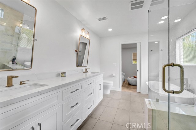 Detail Gallery Image 40 of 46 For 23245 Gonzales Dr, Woodland Hills,  CA 91367 - 5 Beds | 3 Baths