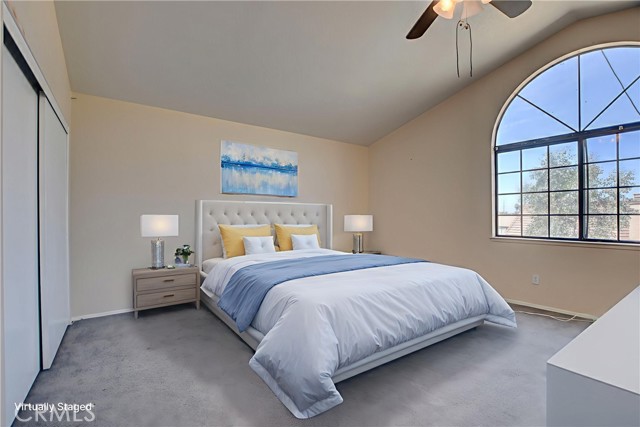 Image 33 of 52 For 681 Goldenrod Street