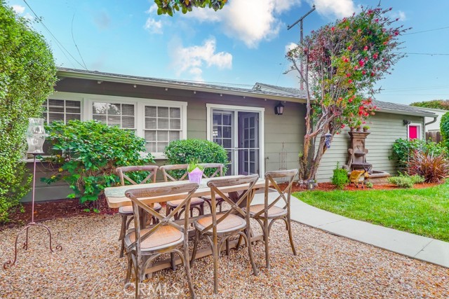3952 Gaviota Avenue, Long Beach CA: https://media.crmls.org/medias/4ca8318f-9b60-41c5-952d-dfc2981d5272.jpg