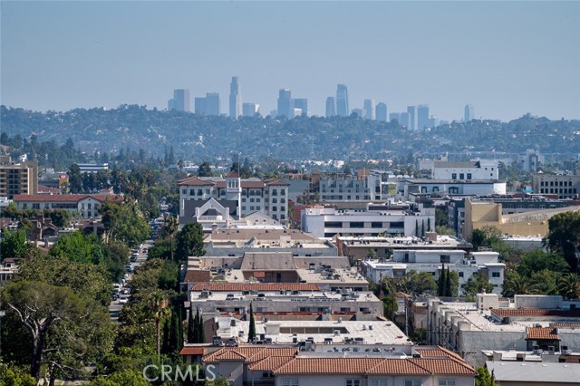 222 Monterey Road, Glendale CA: https://media.crmls.org/medias/4ca987c8-43ea-4a69-80d2-1573b49ae544.jpg