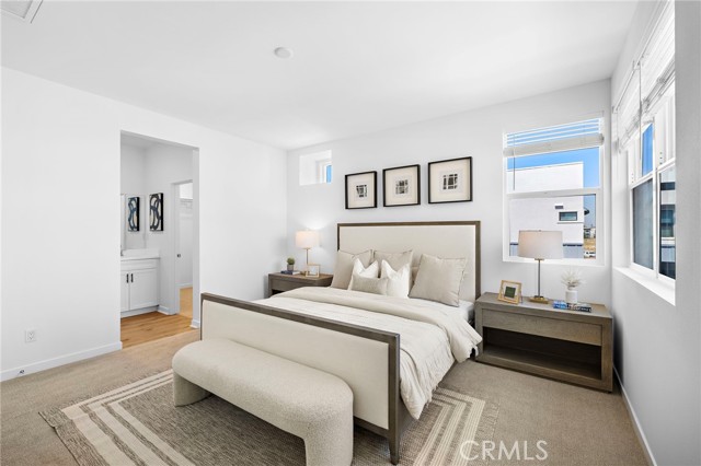 944 N Divino Privado, Ontario CA: https://media.crmls.org/medias/4ca9d241-440a-41b5-88ae-2c92633cac14.jpg
