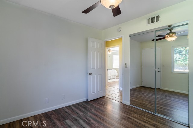 Detail Gallery Image 16 of 41 For 5681 Stardust Dr, Huntington Beach,  CA 92647 - 3 Beds | 2 Baths